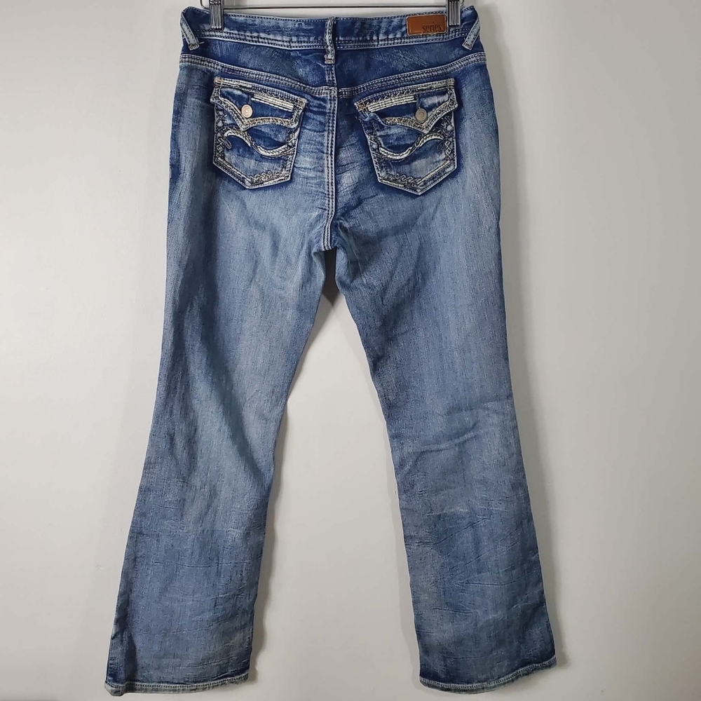 Vintage Series 31 Women’s Embroidery Mid-Rise Bootcut Jeans Y2K